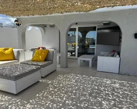 Villa Mimosas House